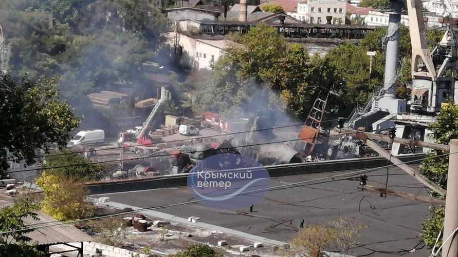 Украинцы уничтожили ракетами Storm Shadow российский БДК "Минск" в Севастополе