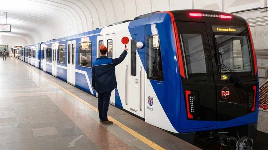 В минском метро решили изменить интервал поездов на 9 сентября