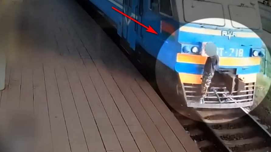 Скриншот с видео