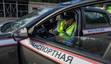 Транспортная инспекция начала изымать авто у белорусских таксистов. За что?