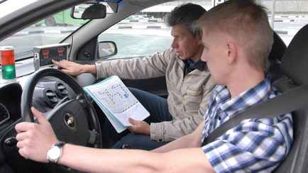 Депутаты предложили разрешить белорусам сдавать экзамен на «автомате» после обучения на «механике»