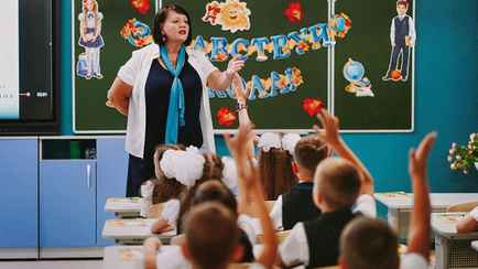 Согласие родителей не нужно? В НЦПД объяснили, когда белорусские школы могут размещать фото учеников в соцсетях