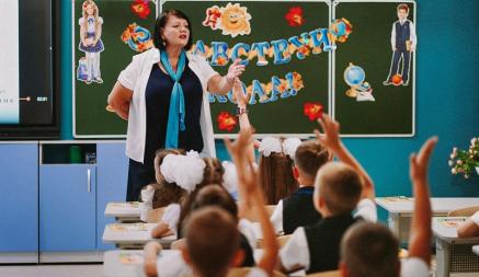 Согласие родителей не нужно? В НЦПД объяснили, когда белорусские школы могут размещать фото учеников в соцсетях
