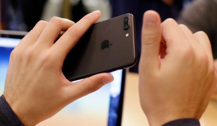 Apple обязали отозвать одну из моделей iPhone из-за опасного излучения. Какую?
