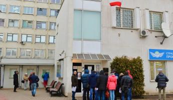 «На границе забор, а в Минске визовый киоск» — Польские дипломаты продавали рабочие визы в Беларуси — Gazeta. Сколько стоили?