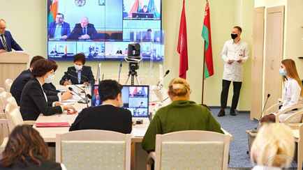 В Минобразования Беларуси рассказали, зачем студенты-«платники» просят, чтобы их распределили