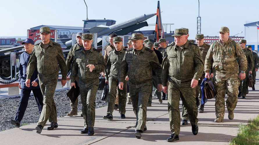 Поездка министра обороны РФ Шойгу на архипелаг Новая Земля в августе 2023 года, фото Вадим Савицкий / пресс-служба Минобороны / ТАСС