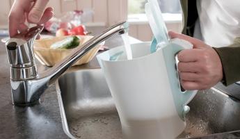 Эту ошибку допускают многие. Какую воду нужно наливать в чайник — горячую или холодную?