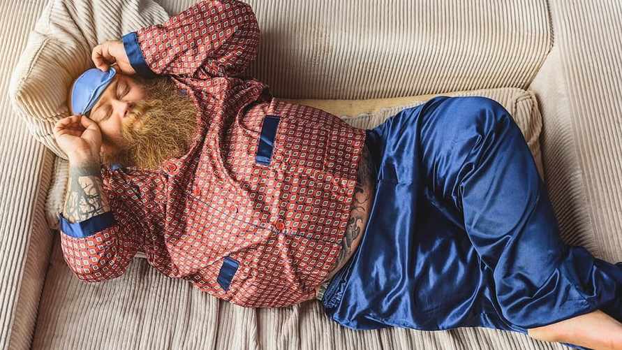 Как долго можно спать в пижаме, не стирая ее? Ответ эксперта удивит многих