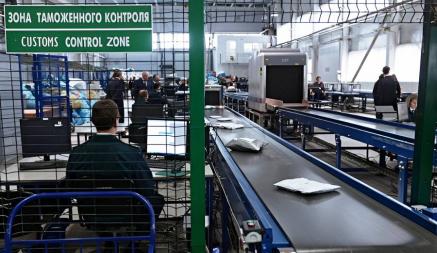 Белорусам продлили на полгода лимит беспошлинного ввоза товаров из-за границы в 1000 евро