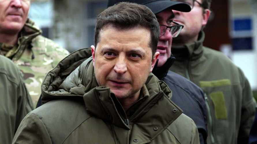 "Он обманывает себя" - Советники боятся сообщить Зеленскому, что Украина не выигрывает войну - Time