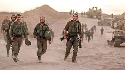 Израильские войска вошли в сектор Газа