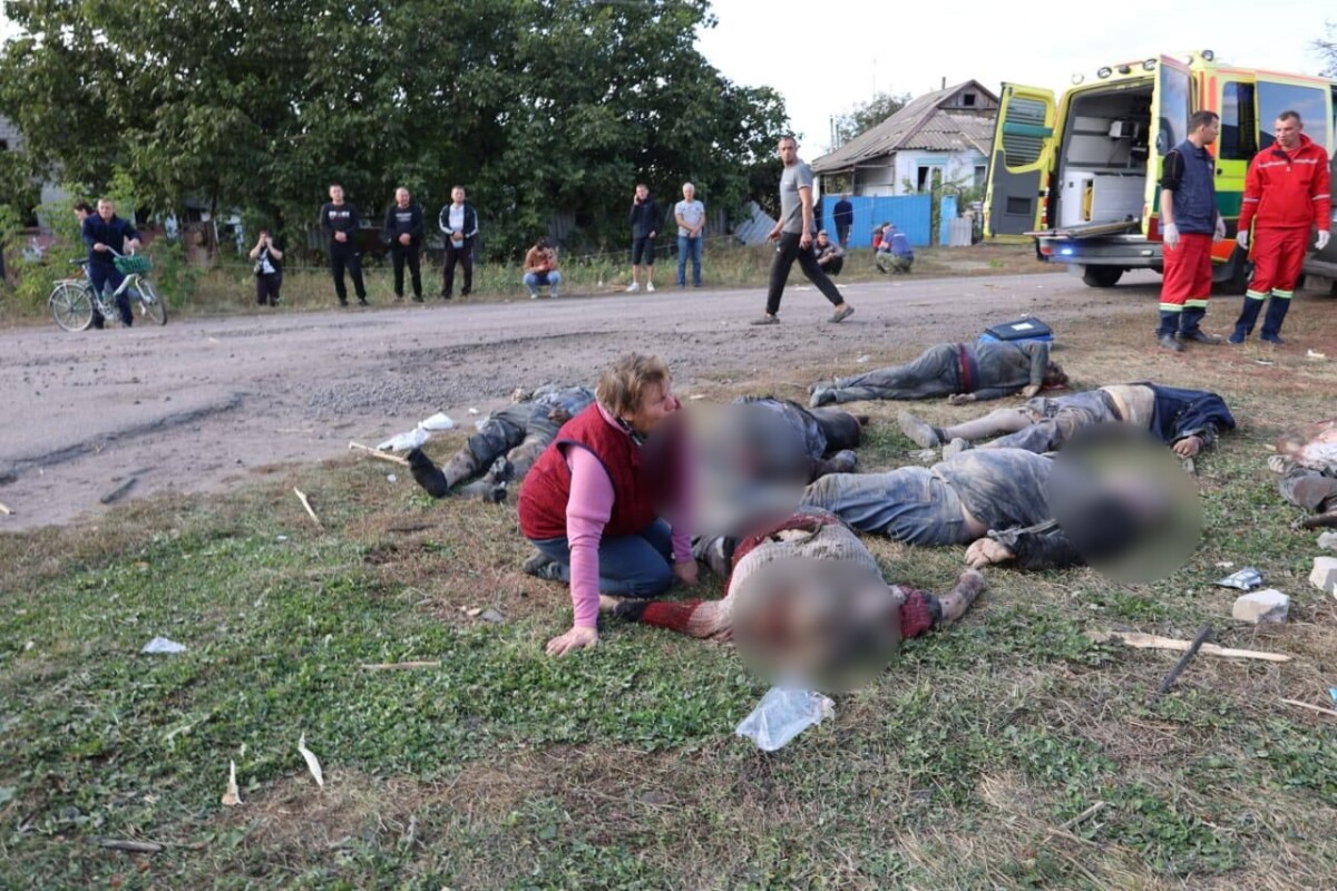 Российский удар по магазину под Купянском убил 49 мирных украинцев — Зеленский. Что говорят в РФ?