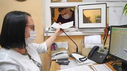 Минздрав рассказал, как будут работать поликлиники и аптеки в Беларуси на ноябрьские праздники