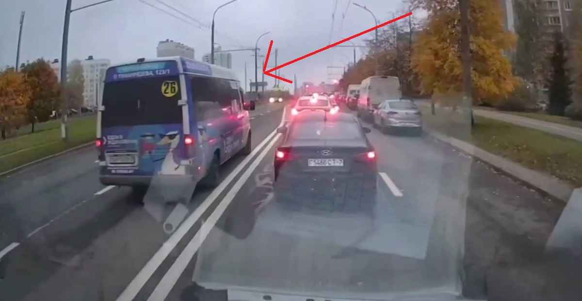 Фото: скриншот видео УГАИ ГУВД Мингорисполкома