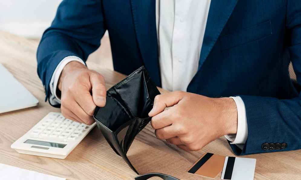 Совмин определил, кому из белорусских ИП, организаций и физлиц простят долги