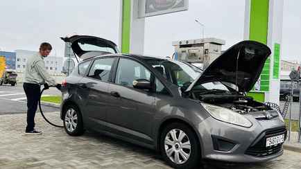 «Белоруснефть» предложил белорусам заправляться газом на АЗС дистанционно. Это как?