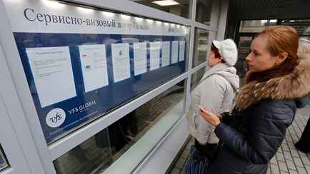 Польша ужесточила правила подачи шенгенских виз. Но не всех