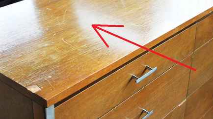 Натрите деревянную мебель этим домашним средством. От царапин не останется ни следа