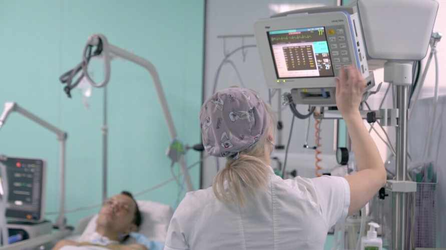 Белорусских врачей, прошедших ординатуру, обязали отрабатывать не менее 5 лет. Когда закон вступит в силу?