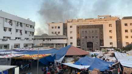 ВОЗ потеряла связь с крупнейшей в Газе больницей, ставшей убежищем для мирных жителей