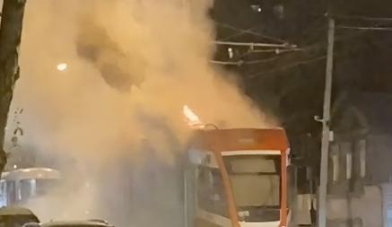 В России на ходу загорелся белорусский трамвай, поставленный в Самару летом