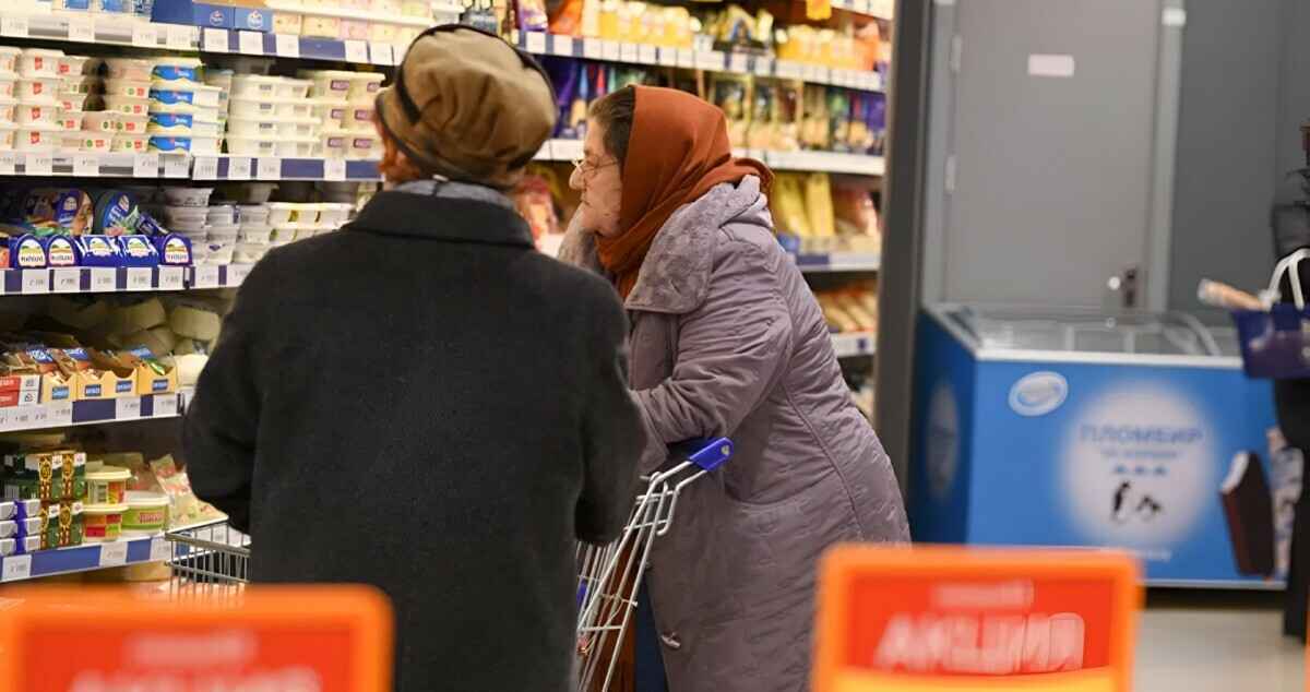 Белорусы тратили на еду 37,2% от всех расходов - Белстат. А сколько россияне, литовцы и поляки?