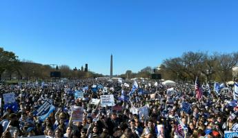 Сотни тысяч американцев вышли на демонстрацию в Вашингтоне в поддержку Израиля