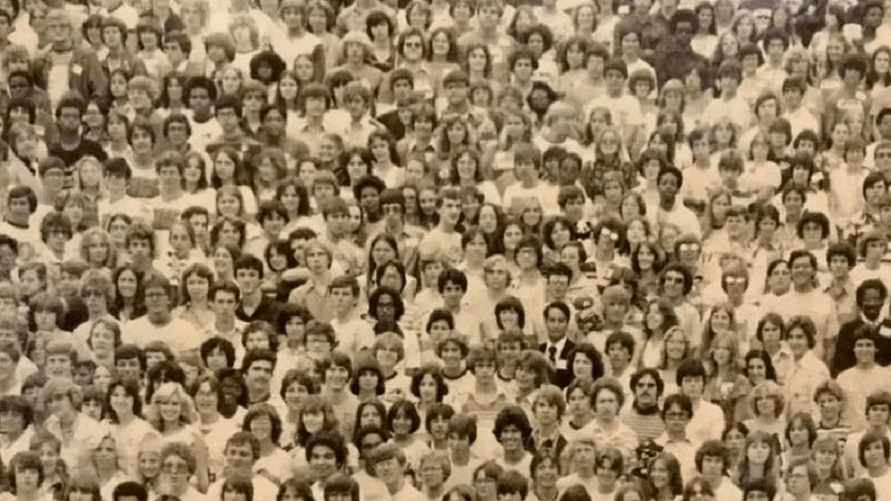 Обрезанное фото. Целое вы найдете ниже