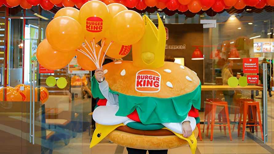 Burger King предложил белорусам бургеры за 1 копейку и бесплатные блюда на 50 рублей. Что попросил взамен?