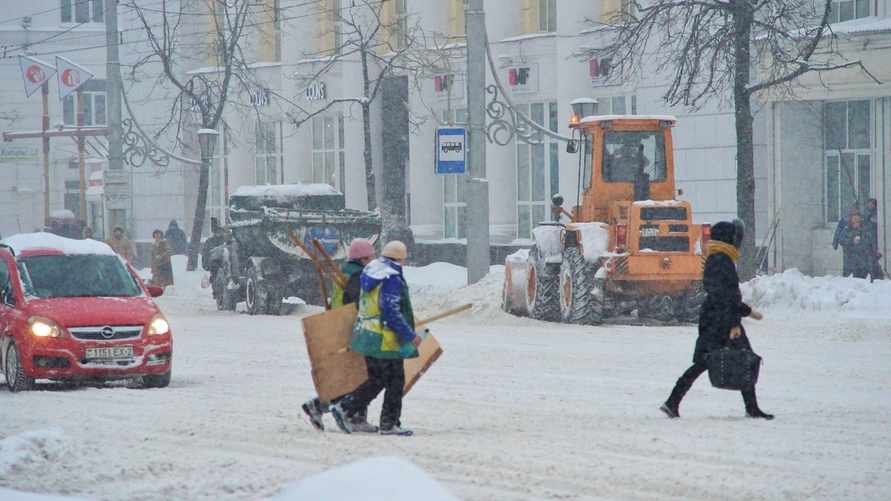 Будет "помягче"? На смену снежному "Филу" к Беларуси подошёл новый циклон