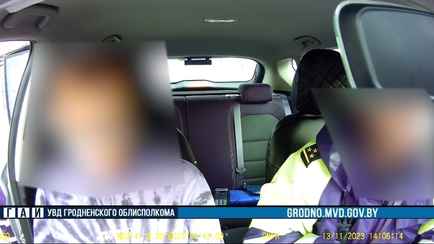 «Только отъехал. Туда-сюда» — В ГАИ показали, как следят за белорусами на дорогах из гражданских машин