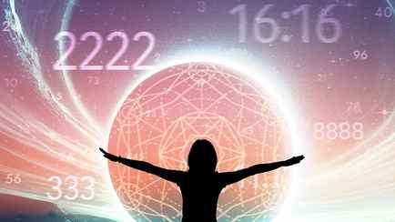 Нумерологи назвали самый счастливый день ноября 2023. Кому повезет больше?