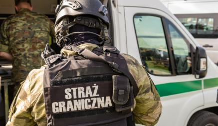 Польский солдат выстрелил в нелегального мигранта на границе Польши и Беларуси
