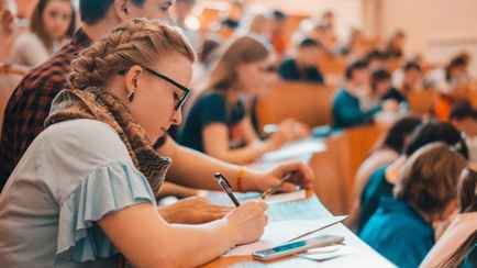 В Минобразования Беларуси определили квоту абитуриентов, кто сможет поступать в вузы «по дополнительной траектории»