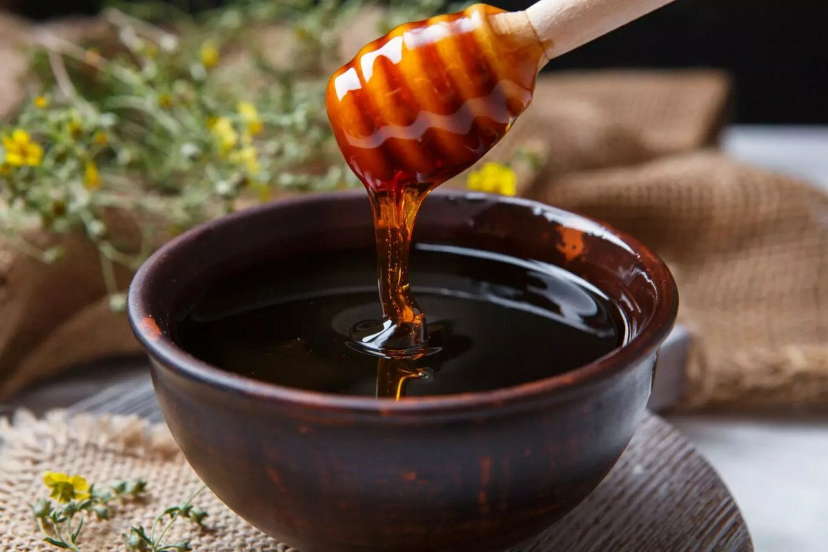 Как отличить качественный мёд от поддельного при покупке? Посмотрите на эти 9 признаков