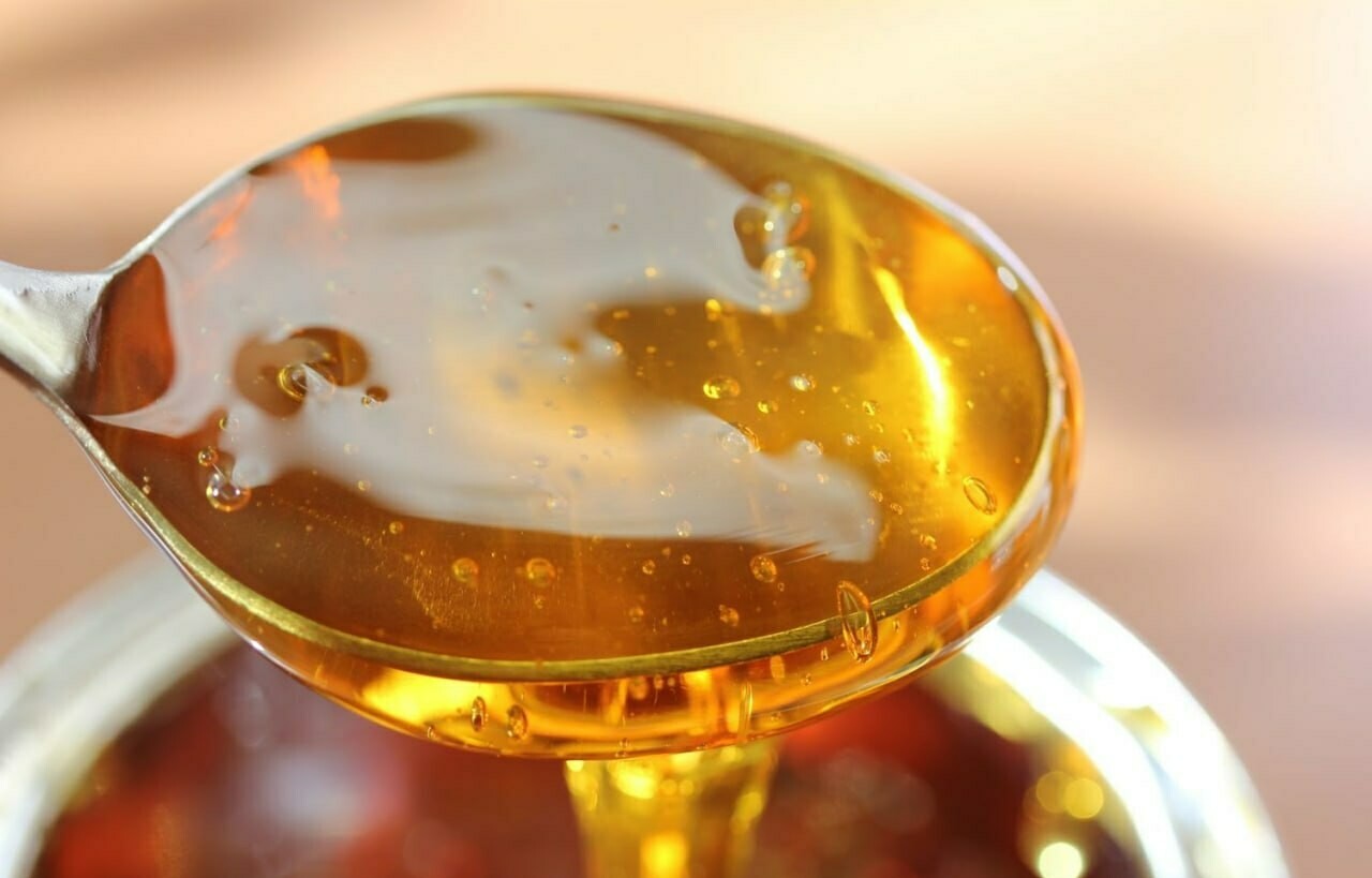 Как отличить качественный мёд от поддельного при покупке? Посмотрите на эти 9 признаков