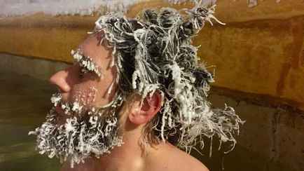 Можно ли выходить на улицу с мокрой головой? Врачи объяснили, что на самом деле опасно