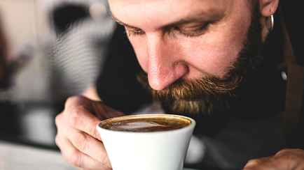 Завариваете кофе кипятком? Эта ошибка «убивает» его истинный вкус. Вот как добиться идеального