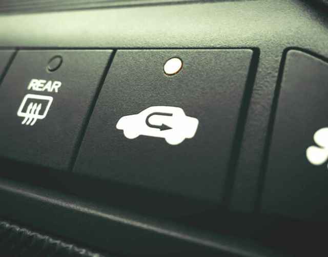 Кнопка рециркуляции воздуха