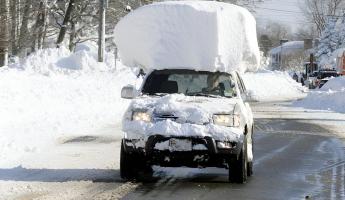 До 74 рублей. Как белорусы должны чистить машину от снега, чтобы не попасть на штраф?