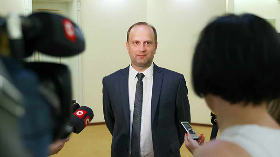 В Минэкономики рассказали, на сколько процентов вырастет зарплата белорусов в 2024 году. А для бюджетников?