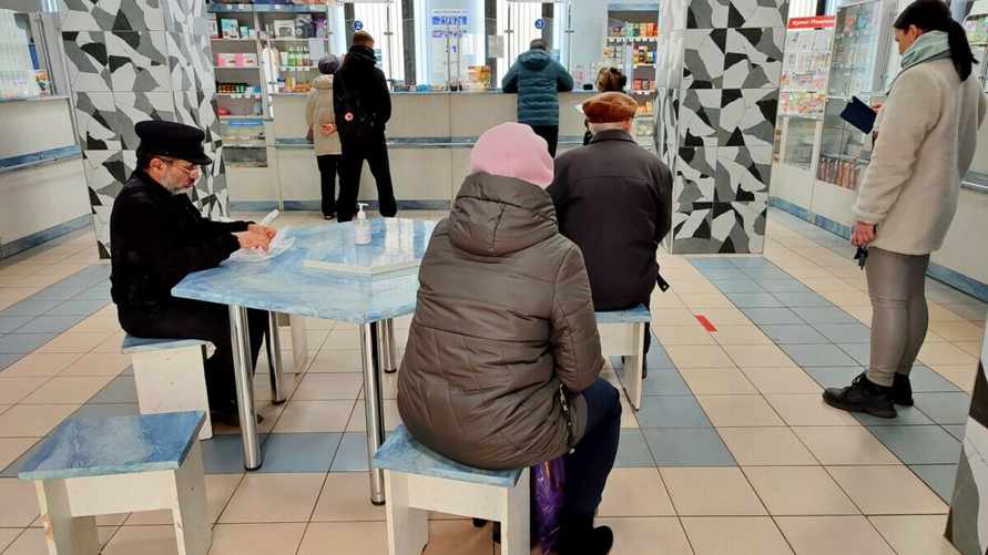 Белпочта перенесла выплату пенсий в декабре