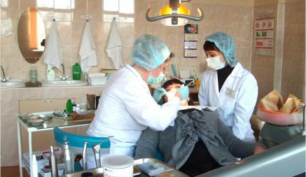 Эксперты рассказали, почему цены белорусских стоматологов выросли после «кардинального снижения» Минздравом. Но не везде?
