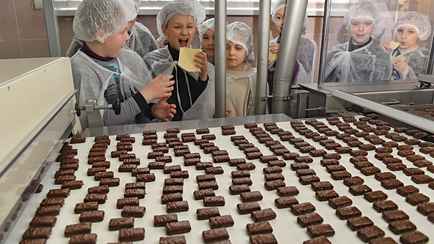 Имбирь, шампанское и чили — «Коммунарка» предложила белорусам необычную зимнюю серию шоколада