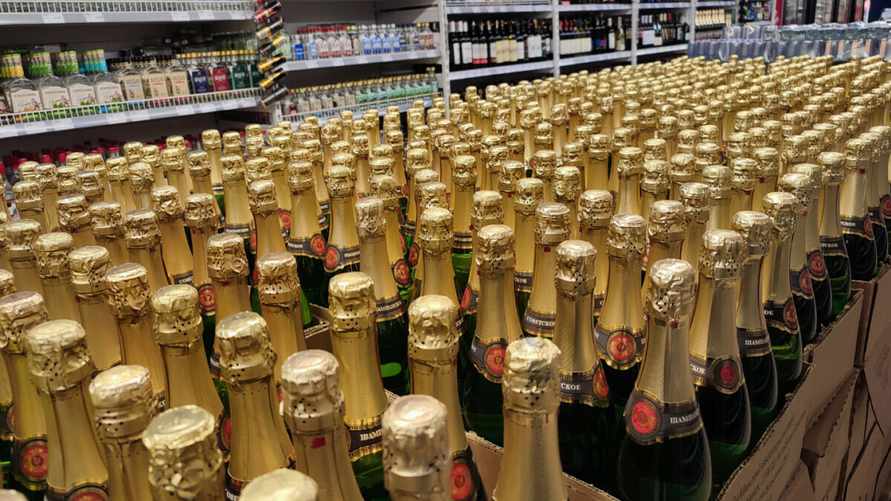 Депутаты решили, что только государство может ввозить в Беларусь алкоголь. Но будут исключения?