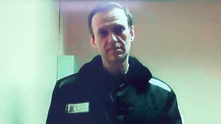 В российской колонии пропал Навальный? Что сказали в Кремле