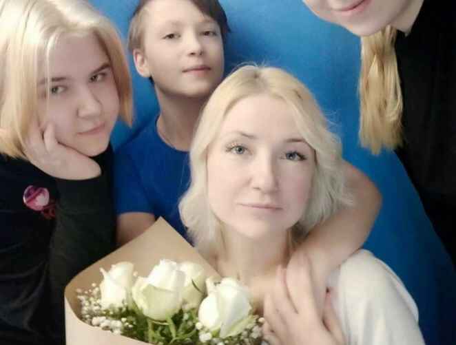 Дунцова с семьей.