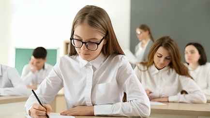 Когда и как пройдут ЦЭ и выпускные в 2024 году в Минске? Рассказали в мэрии