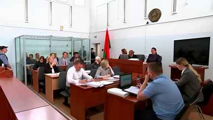 Суд приговорил двух замдиректоров БелАЗа и МТЗ к 11 годам. За что?